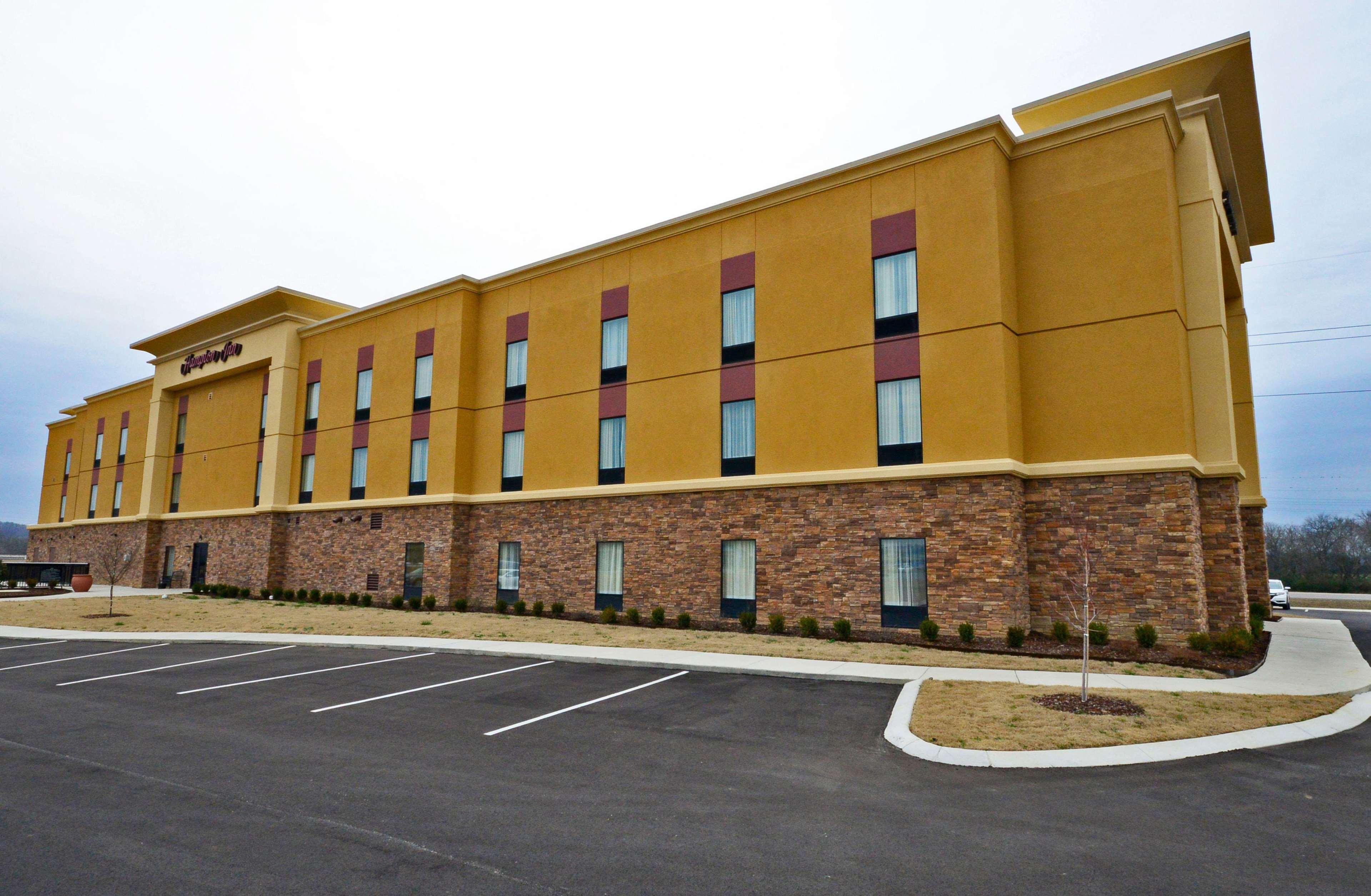 Hampton Inn Pulaski, Tn Екстериор снимка
